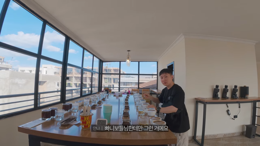 절벽 끝에 만든 세계에서 가장 위험한 교회 가보기【아프리카7】 38-17 screenshot.png