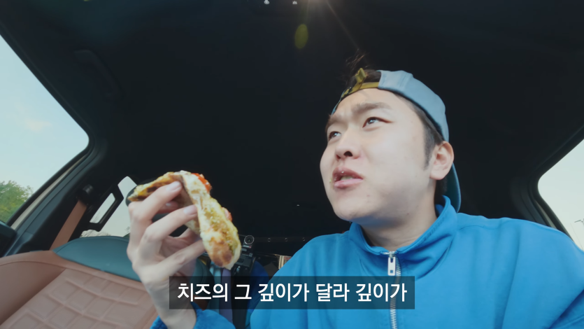 q_u3uvmNCKA 00-25-28 이탈리아 한 가운데서 멈춰버린 캠핑카, 하. - 캠핑카 세계여행 (3).png